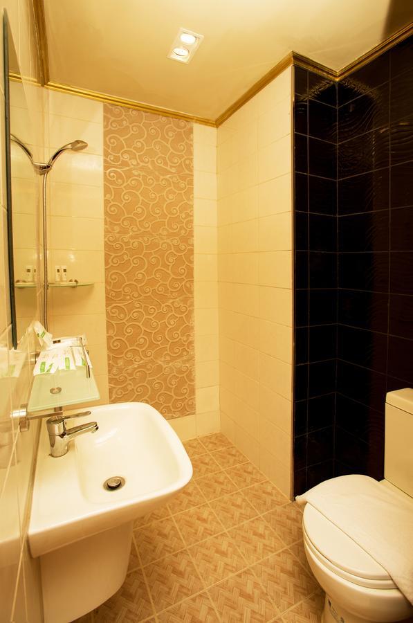 Superior King Room with One Way Airport Transfer